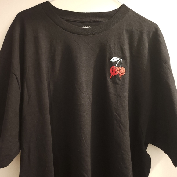 Eighty Eight Brand " Cherry" Tee. Size xl. Preloved. - Picture 4 of 4